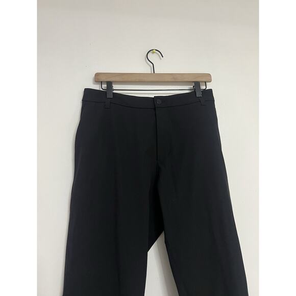 Lululemon Commission Pants Mens 36 Black Classic Fit Stretch Activewear Chino - Picture 3 of 8